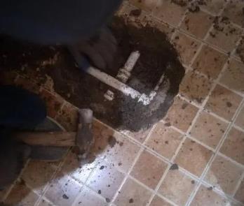 临清卫生间漏水维修公司为您分享下卫生间渗水如何处理及注意事项